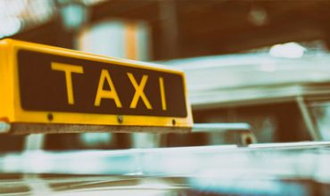 Fijan-plazo-para-requisitos-de-calidad-de-taxímetros