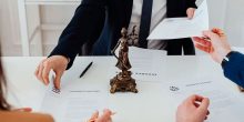 De-boca-solo-los-besos-Para-todo-lo-demas-por-escrito